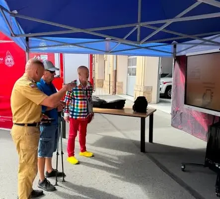 Trening reagowania w Nysie: strażacy edukują mieszkańców