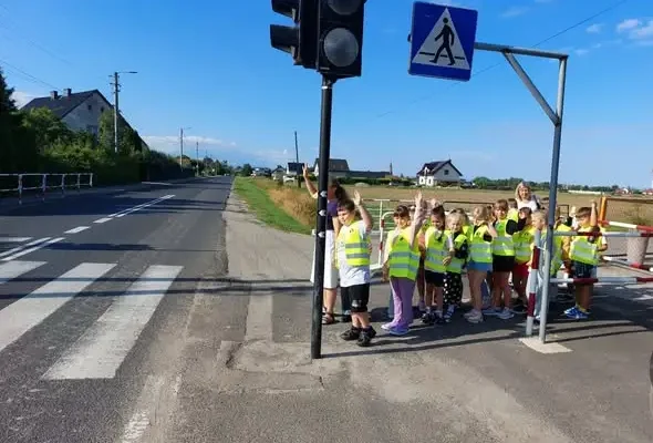 Uczniowie klasy II A ćwiczyli zasady bezpieczeństwa na drodze