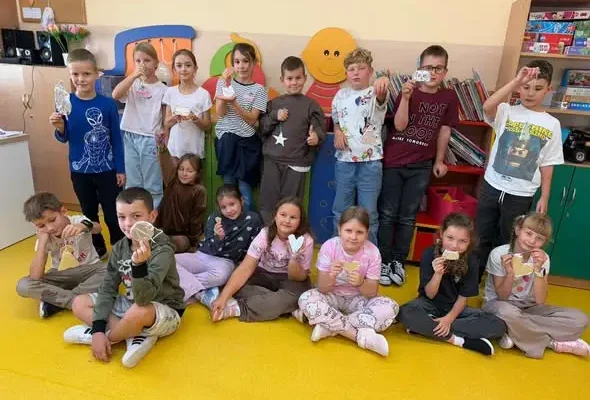 Uczniowie z Nysy tworzyli odblaski na zajęciach świetlicowych