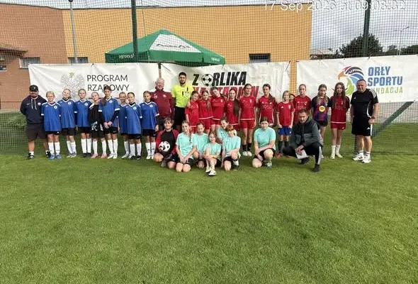Dziewczęta U13 z Grodkowa na podium w turnieju „Z Orlika na Stadion”