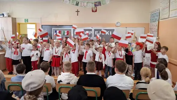 Europejski Dzień Języków w szkole – uczniowie zaprezentowali Europę w pigułce