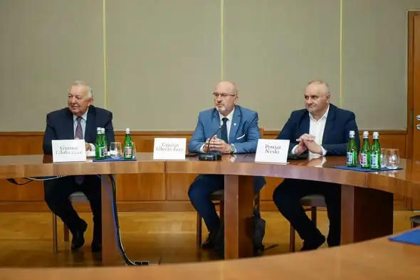 Głuchołazy otrzymują blisko 9,9 mln zł na odbudowę po powodzi
