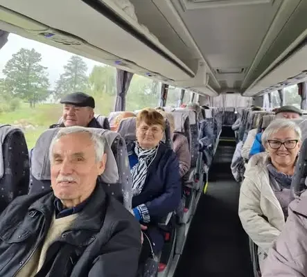Seniorzy ze Skoroszyc i Sidziny zwiedzili Opole – integracja, skansen i katedra