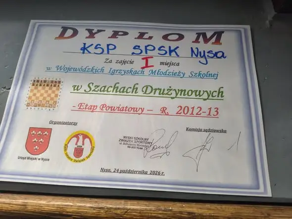 Szachiści KSP SPSK z Nysy mistrzami powiatu i awansem do półfinału województwa