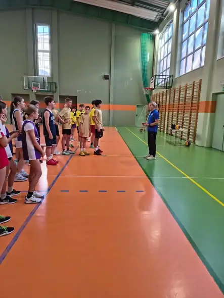 Sukces koszykarzy z klas 7 i 8 w Mistrzostwach Nysy 3×3